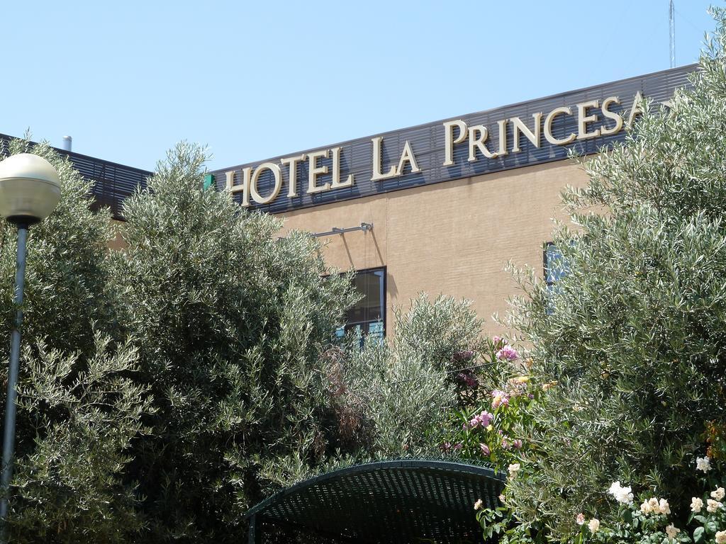 Checkin La Princesa Alcorcón Exteriör bild